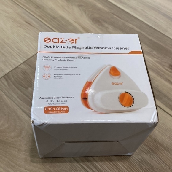 𝅺EAZER Magnetic Window Cleaner - Picture 8 of 9